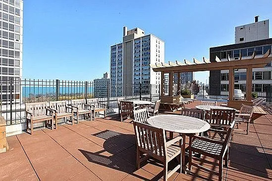 2 bed, 1100 sqft, $3,800 — Photo 3