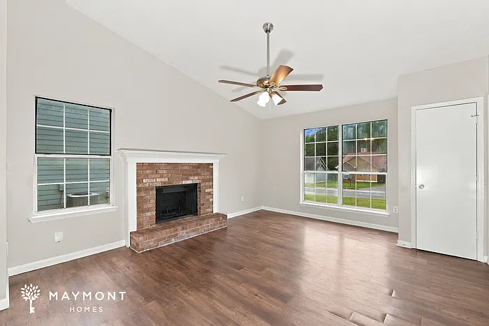 3 bed, 2.0 bath, 1322 sqft, $1,775 — Photo 4