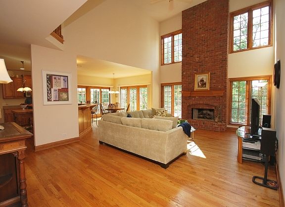 5th image of 335 Johnson Woods Dr