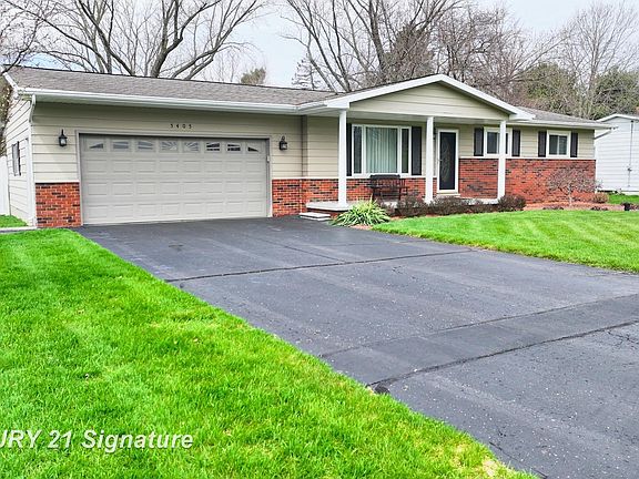 2nd image of 5405 River Ridge Dr