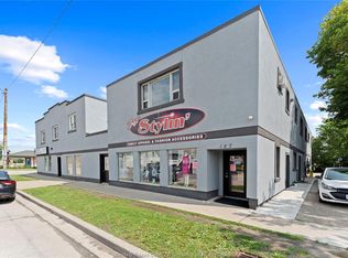 127 Talbot St N #3, Essex, ON