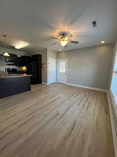 434 N Martin Luther King Blvd #201 Photo 1