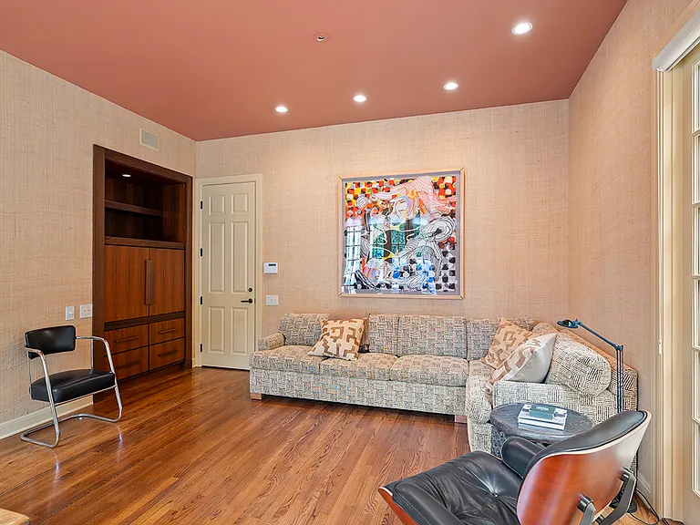 7612 Hillside Dr — Photo 22