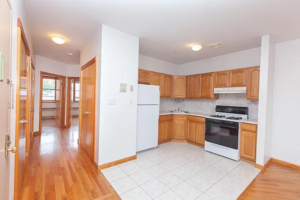 Rented by Voro NYC | media 28