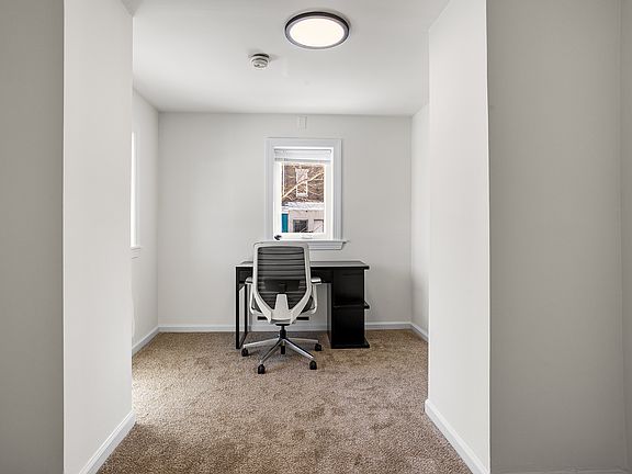4th image of 4611 Woodland Ave APT 1