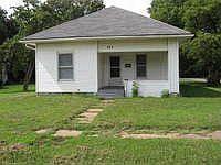 1st image of 203 W Main St