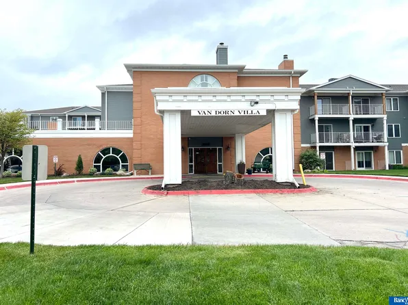 3001 S 51st Street Ct Unit 431, Lincoln, NE 68506