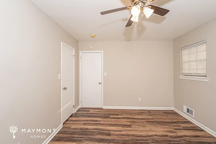 1328 Oak Ter — Photo 11