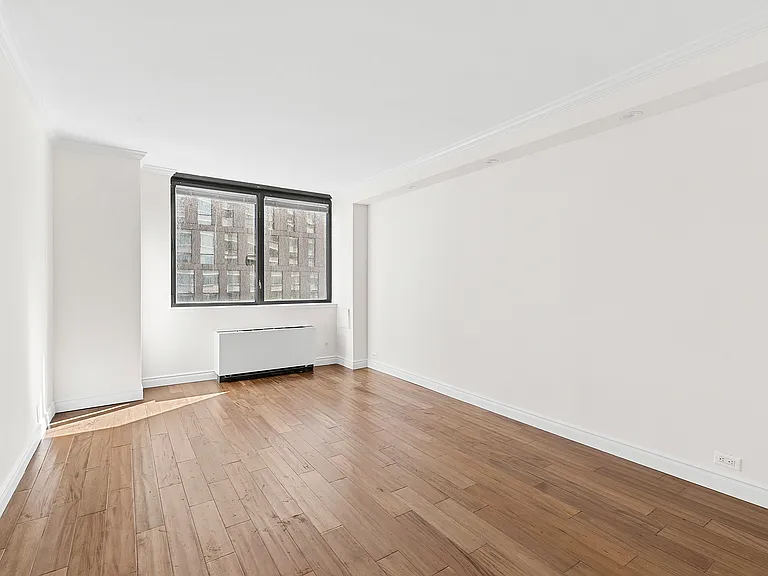 630 1st Ave #14D — Photo 9
