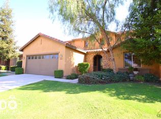 12119 Fairburn Way, Bakersfield, CA 93312