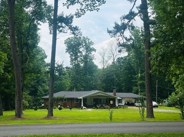 7124 Ridge Lane Rd, Charlotte, NC 28262