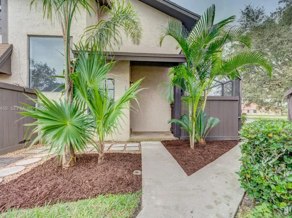 1960 Bayberry Dr #1960, Hollywood, FL 33024