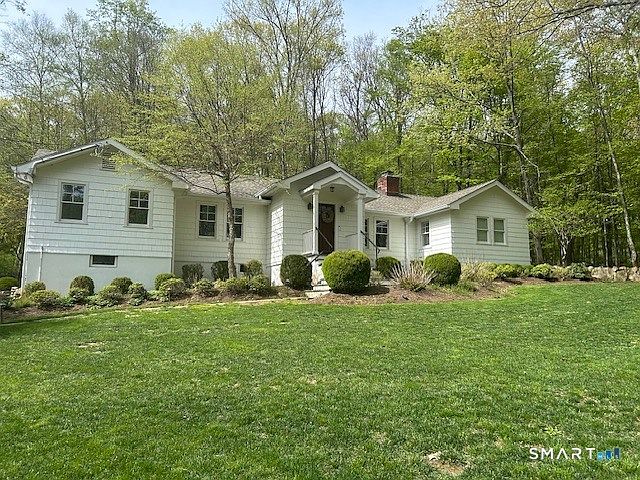 1st image of 192 New Canaan Road