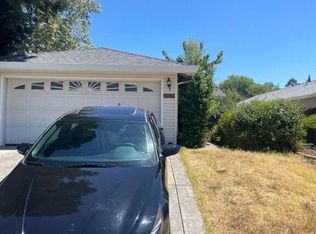 9301 Evanswood Ct, Elk Grove, CA 95758