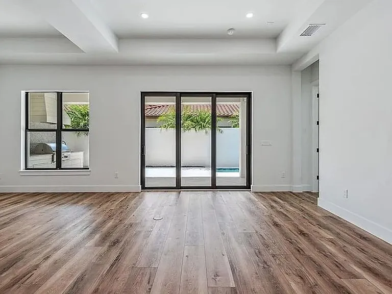 7968 Cordoba Pl — Photo 8