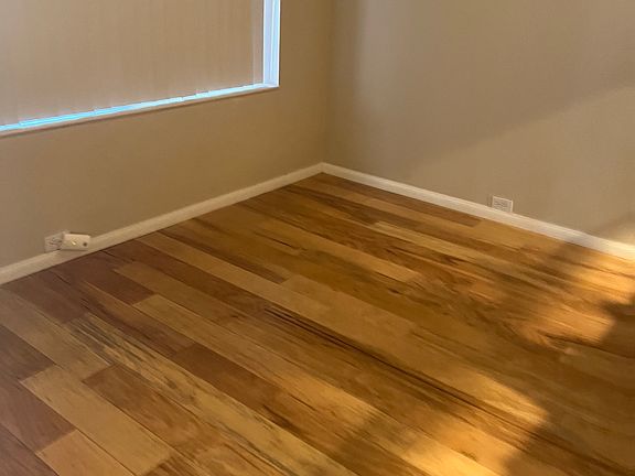 2nd image of 535 Woodside Oaks APT 1