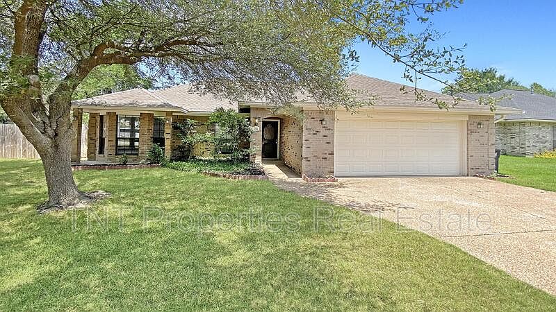 1st image of 2901 Pueblo Ct S