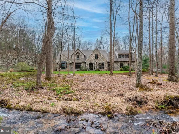 1316 Ridge Rd, Fayetteville, PA 17222