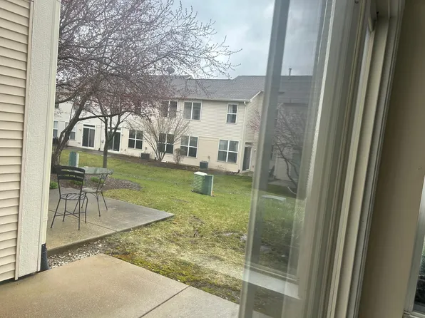 2361 Sunshine Ln, Aurora, IL 60503