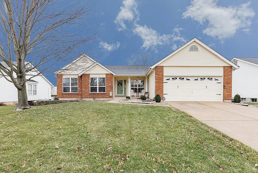 519 Brookneal Dr photo 1