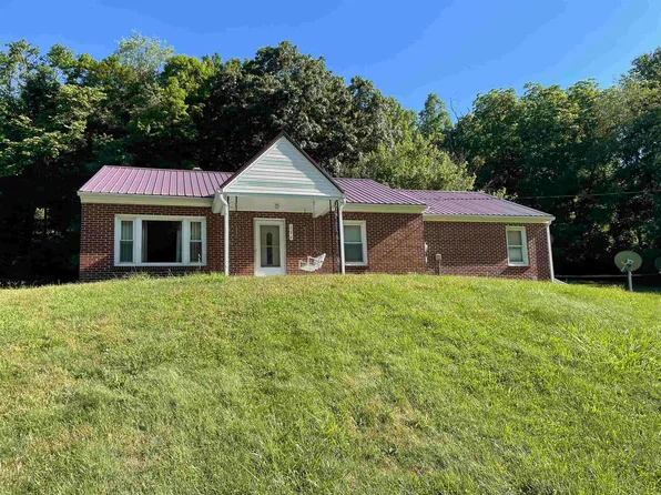 176 Sugar Run Rd, Pearisburg, VA 24134