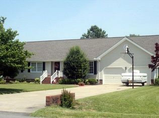 104 Live Oak Dr, Goldsboro, NC 27530