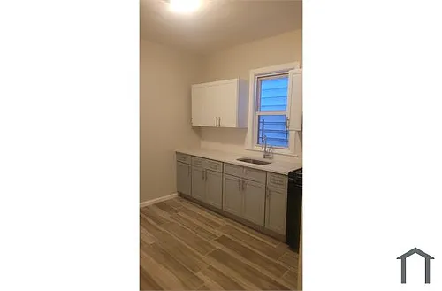 92 N 15th St #2 Photo 1