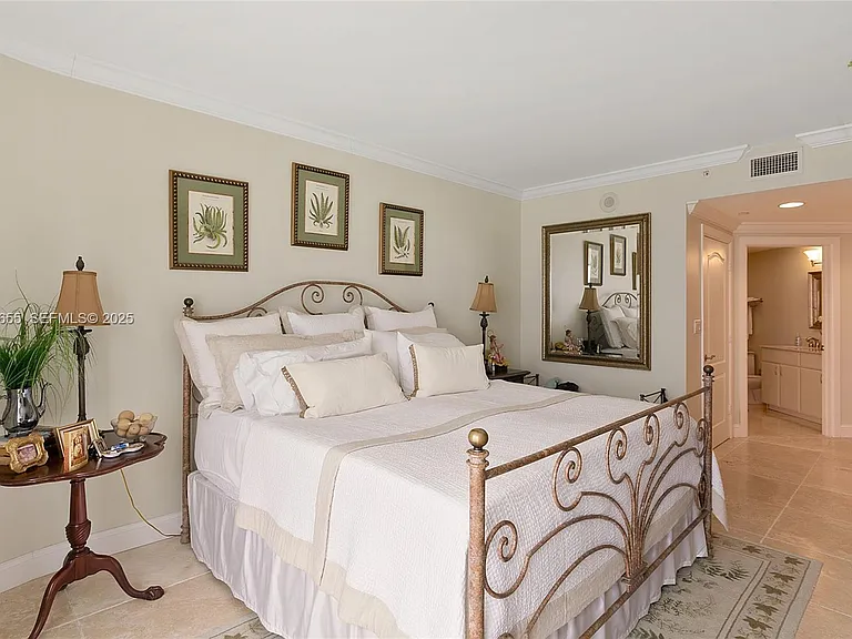 6365 Collins Ave #3401 — Photo 14