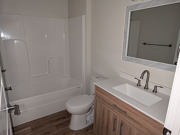 5th image of 537 N 20th St #41