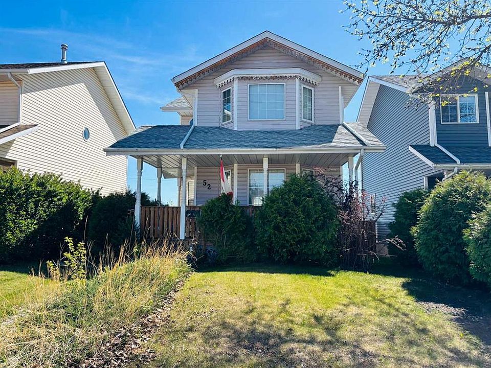 1st image of 52 W Country Ridge Close