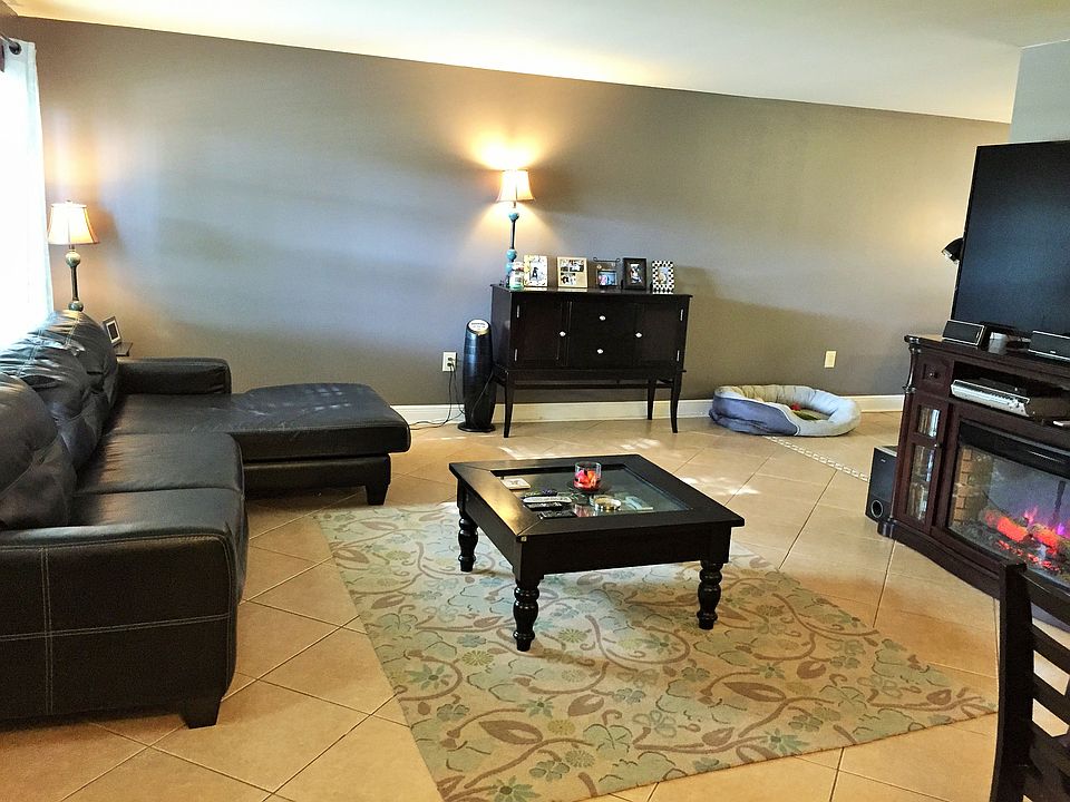 1st image of 237 Wright Ave Unit 237C