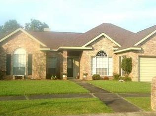 104 Alexis Ln, Lafayette, LA 70508