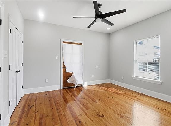 3rd image of 2627 Delachaise St