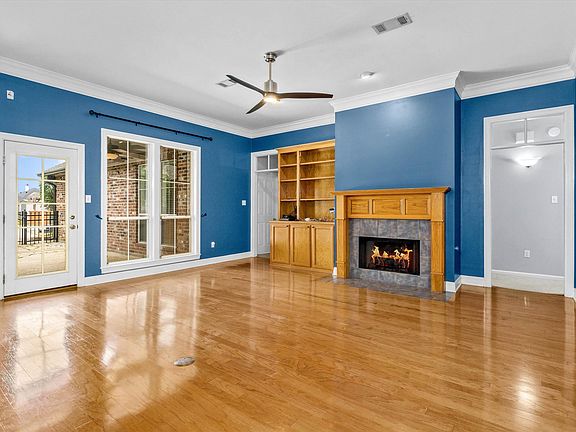5th image of 39484 Meadowbrook Ave