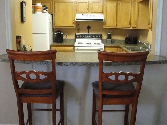 Breakfast Area / Bar