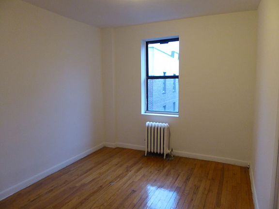 3rd image of 4717 39th St APT 15B