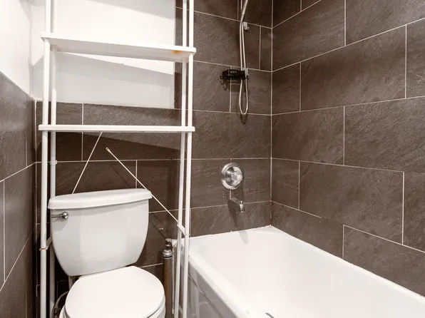 120 East 17th Street image 13 of 15