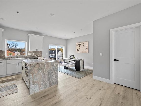 4th image of 110 Bella Vista Dr
