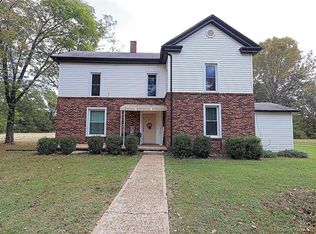 3166 Delassus Rd, Farmington, MO 63640