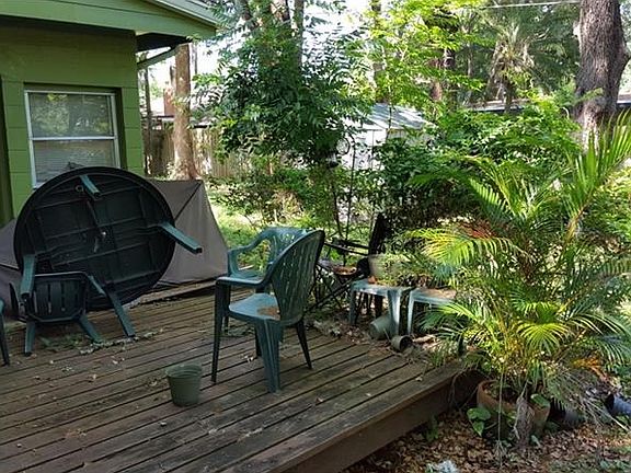 4th image of 108 E Lauren Ct