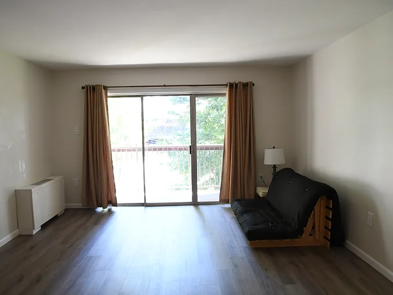10300 Westlake Dr #301 — Photo 2