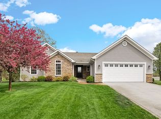 11939 Brookwood Dr, Demotte, IN 46310