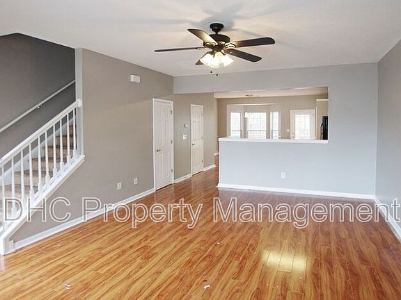 5th image of 2706 Parkway Trl