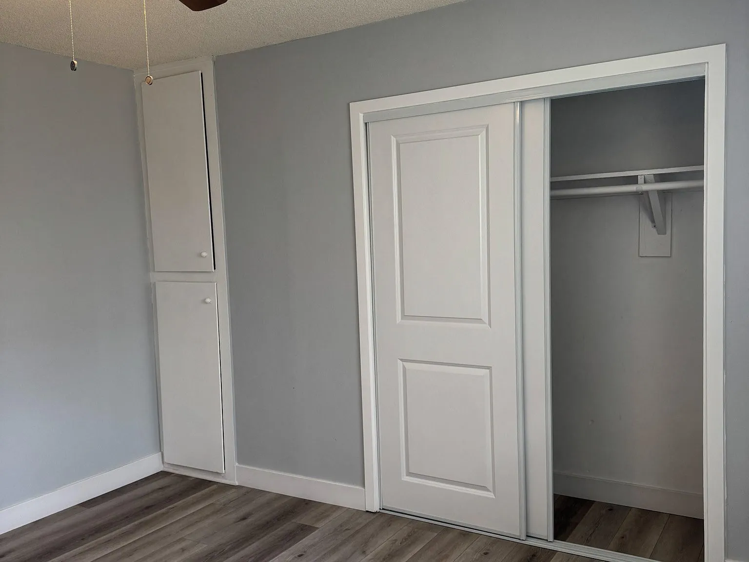 8633 Orchard Ave — Photo 3