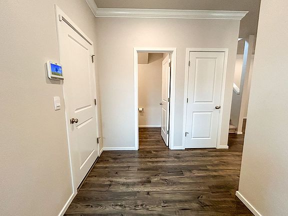 3rd image of 497 Himalaya St NE