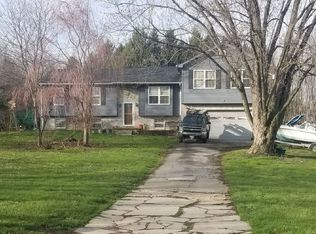 4308 Wolf Hill Dr, Hampstead, MD 21074