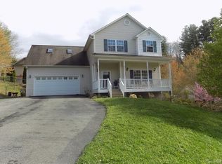 203 Christina Ct, Asheville, NC 28806