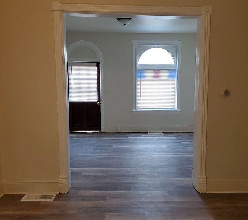 1st image of 223 East Ave