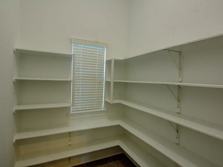 34 Canoe Bend Ct — Photo 17