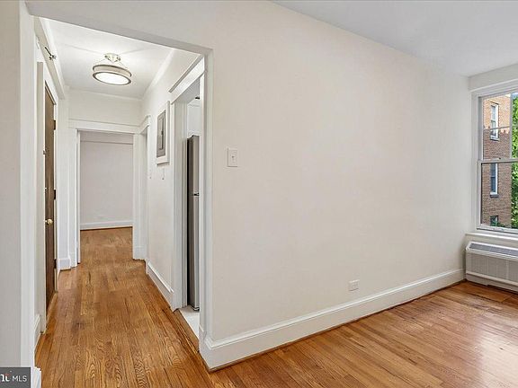 4th image of 2410 20th St NW APT 208